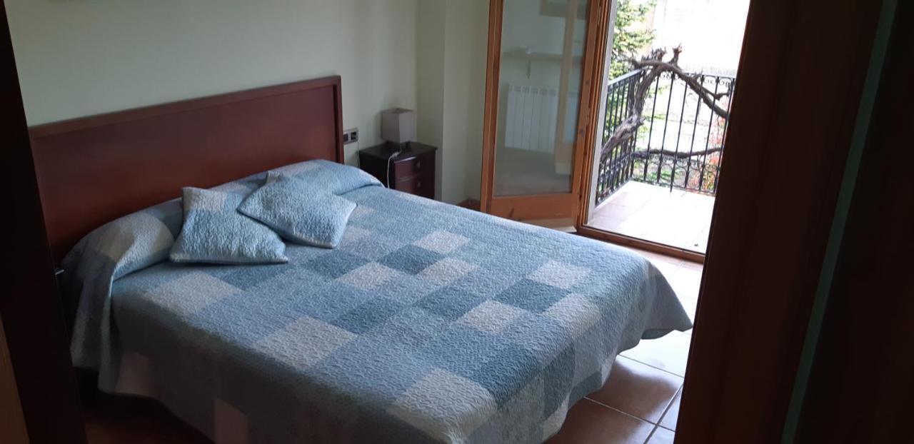 Cal Sabata Aparthotel Estany Ngoại thất bức ảnh