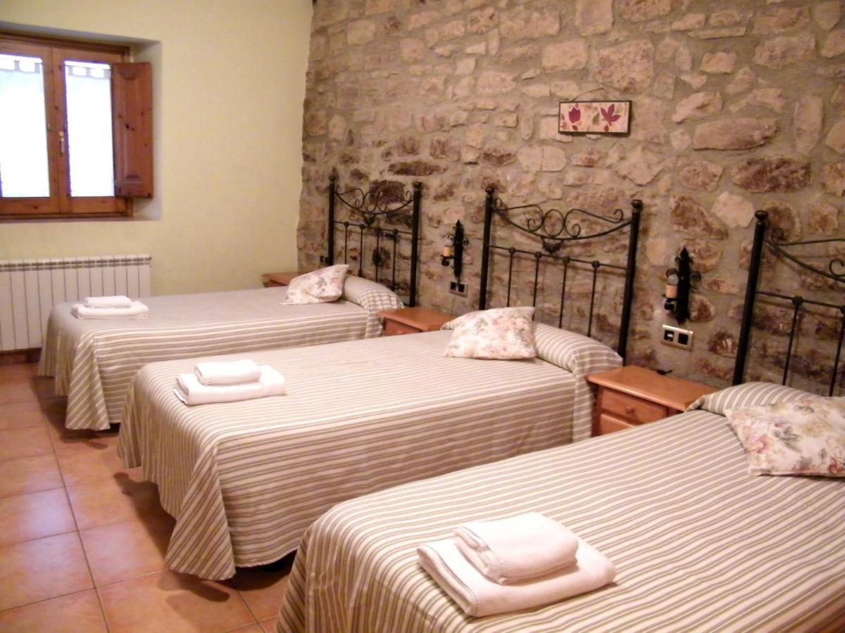 Cal Sabata Aparthotel Estany Ngoại thất bức ảnh