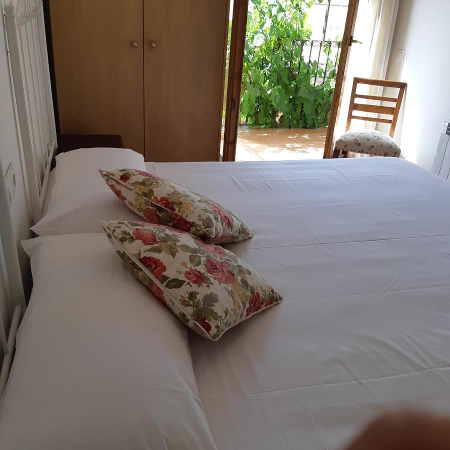 Cal Sabata Aparthotel Estany Ngoại thất bức ảnh